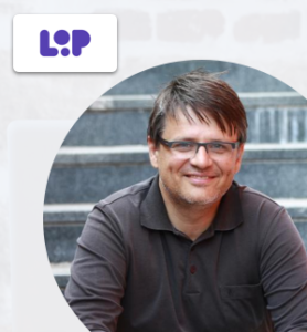 Offering a product demo, a free trial or both? I Interview with Bostjan Bregar from Loop